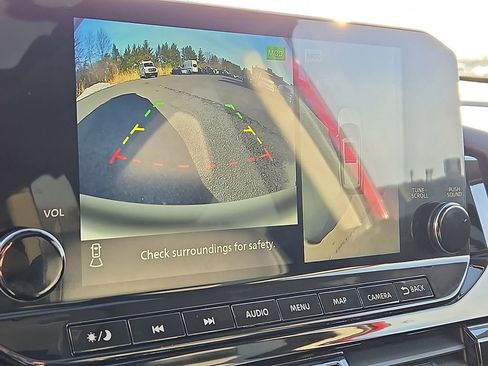 Certified 2023 Nissan Pathfinder SL w/ SL Premium Package image 20