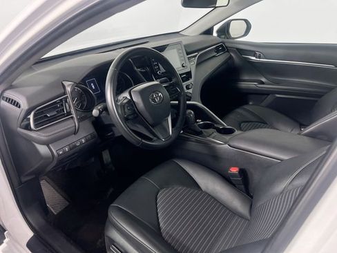 Used 2024 Toyota Camry SE FWD image 10