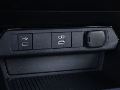 Used 2023 Toyota Prius LE image 24