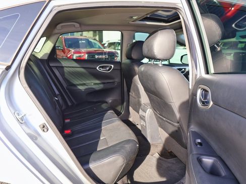 Used 2015 Nissan Sentra SR w/ SR Premium Package image 26