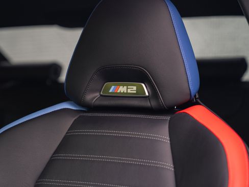Used 2024 BMW M2 w/ Lighting Package RWD image 33
