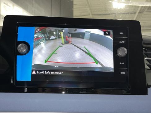 New 2025 Volkswagen Jetta SE image 27