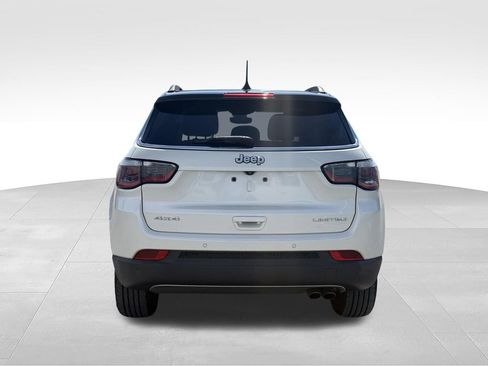 Used 2018 Jeep Compass Limited w/ Navigation Group AWD/4WD image 23