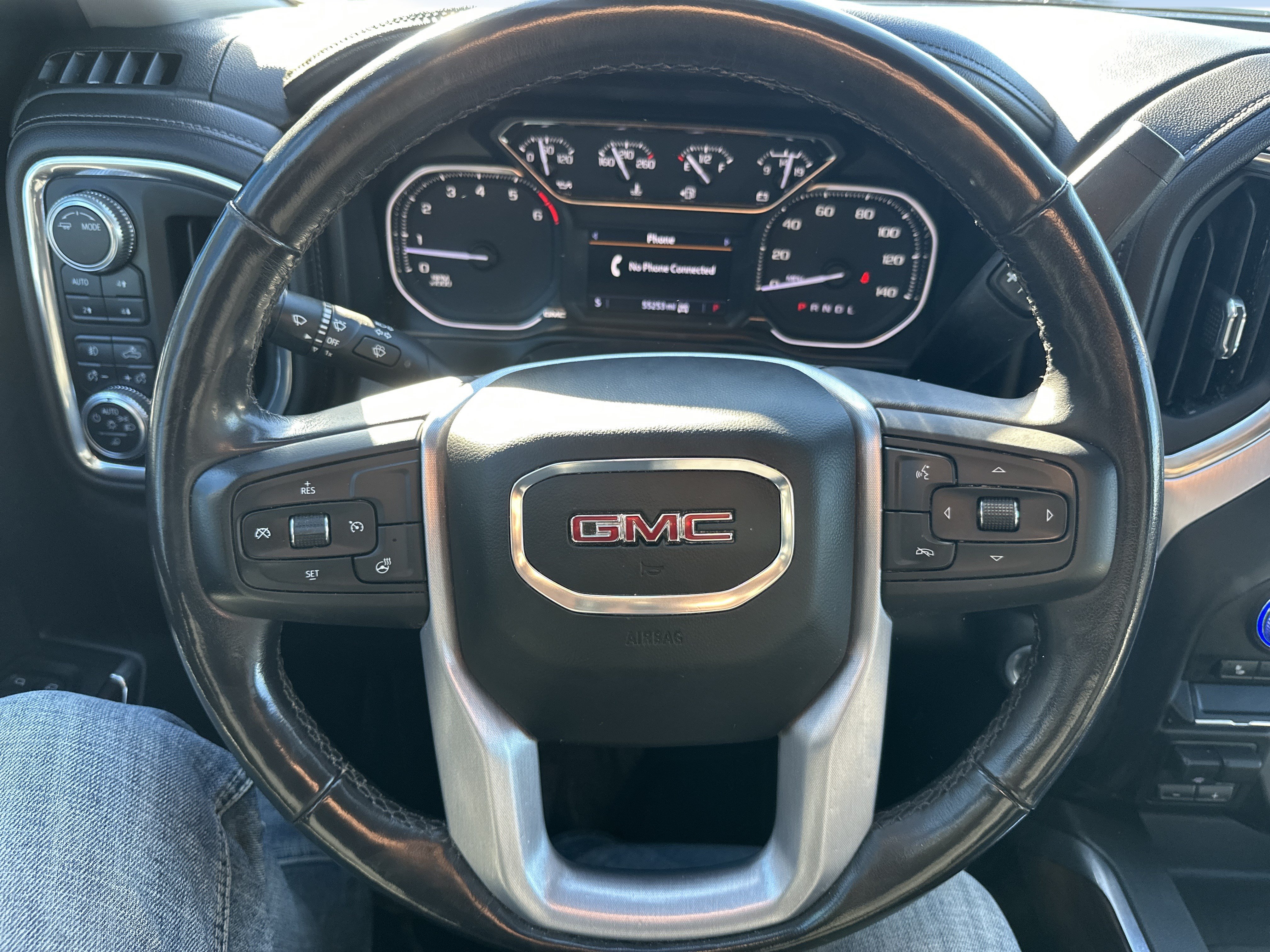 Certified 2020 GMC Sierra 2500 SLT w/ SLT Convenience Package AWD/4WD image 17