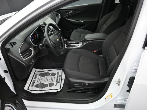 Used 2024 Chevrolet Malibu RS image 21