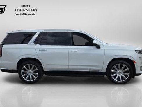 Used 2021 Cadillac Escalade Premium Luxury Platinum AWD/4WD image 6