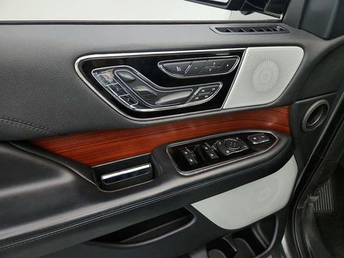 Used 2021 Lincoln Navigator L Reserve w/ Luxury Package image 23