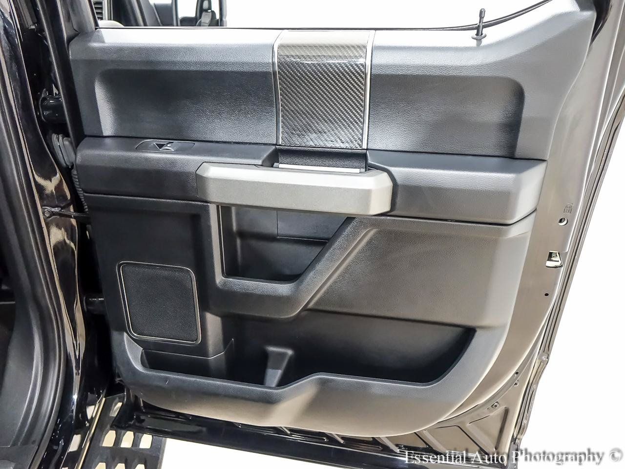 Used 2019 Ford F150 Raptor w/ Equipment Group 802A Luxury AWD/4WD image 32