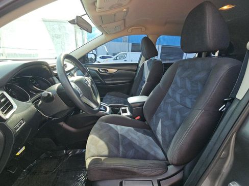 Used 2015 Nissan Rogue S FWD image 7
