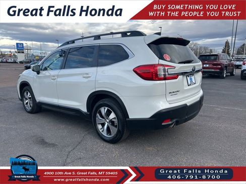 Used 2025 Subaru Ascent Premium image 5