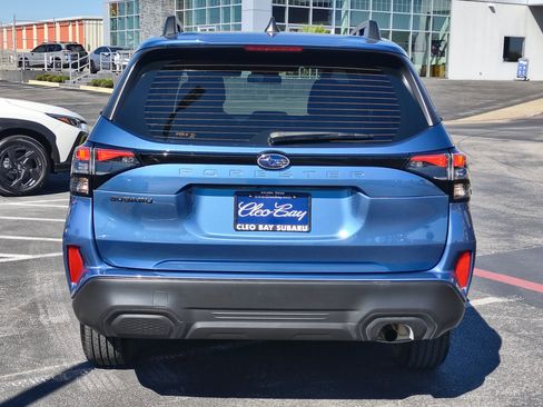 Used 2025 Subaru Forester image 6