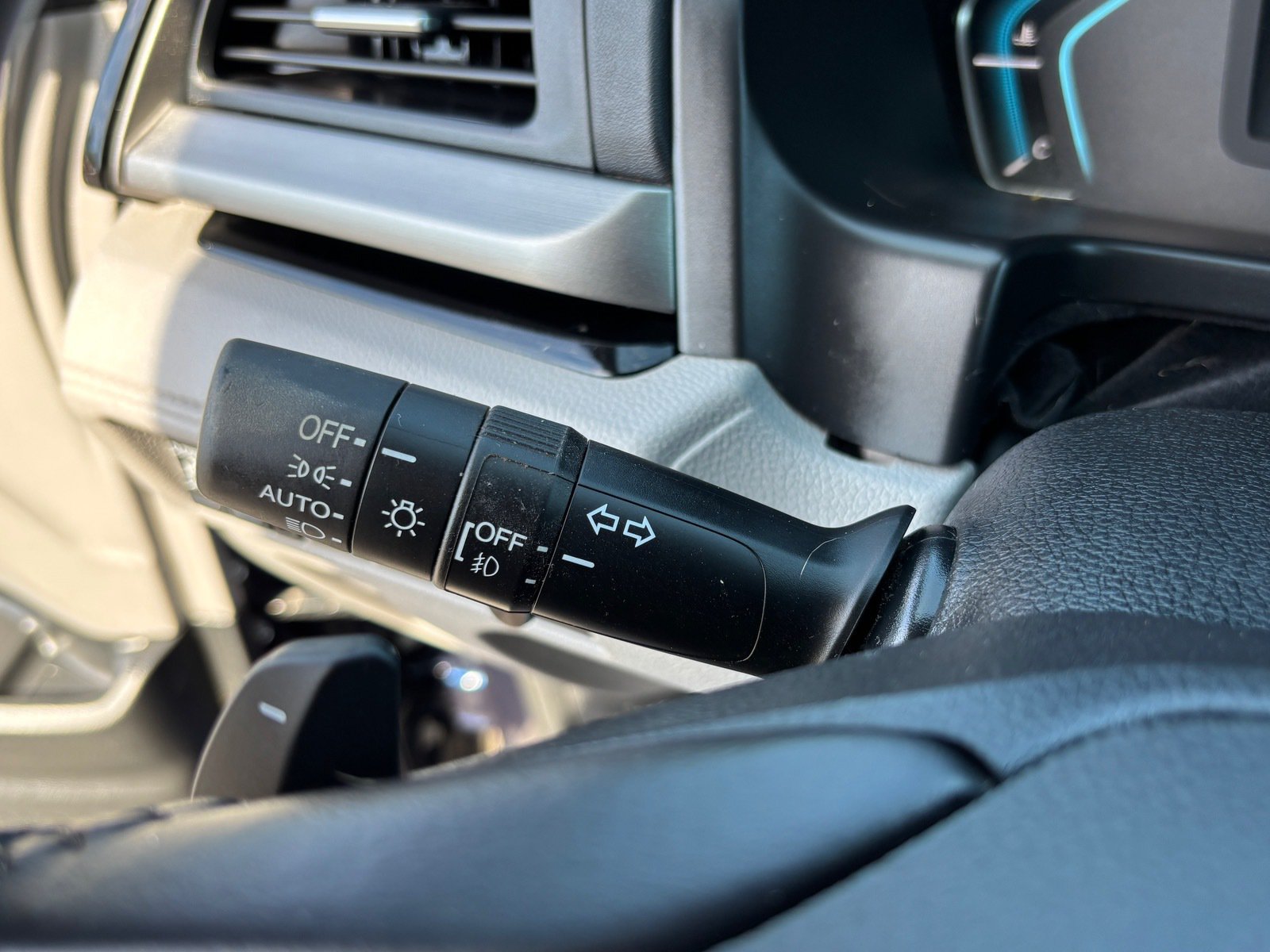 Used 2023 Honda Odyssey Touring image 24