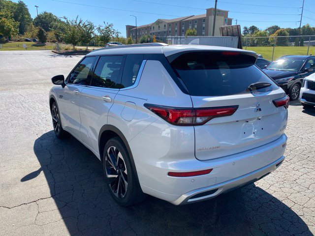 Used 2023 Mitsubishi Outlander SEL AWD/4WD image 7