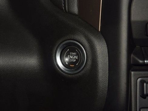 Used 2022 Chevrolet Silverado 3500 High Country image 36