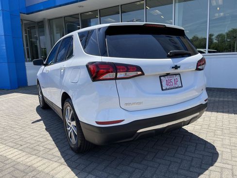 Used 2024 Chevrolet Equinox LT FWD image 3