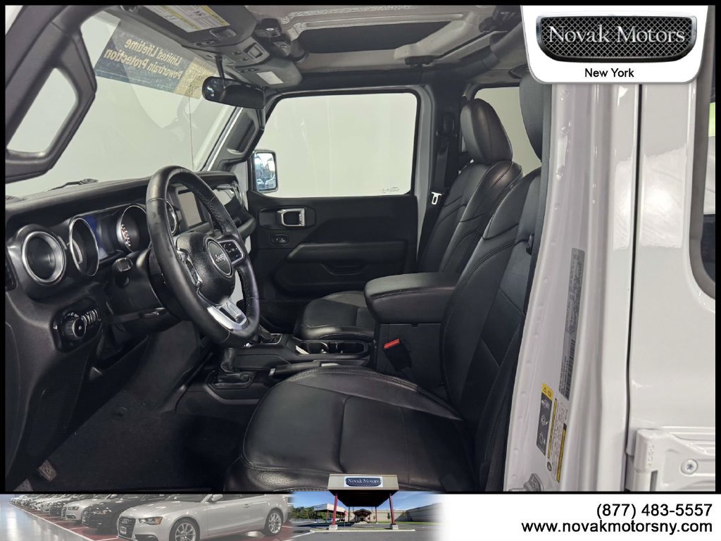 Used 2021 Jeep Wrangler Unlimited Sahara AWD/4WD image 17