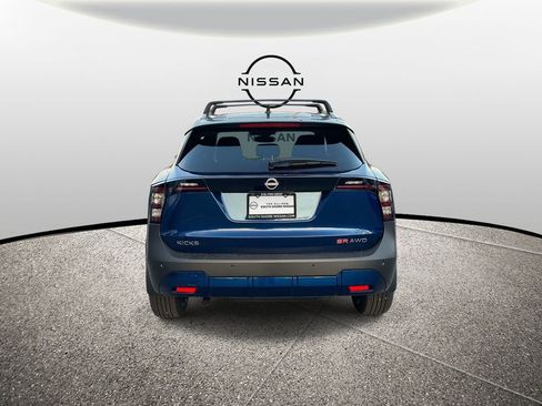 New 2026 Nissan Kicks SR w/ Cold Weather Package image 7