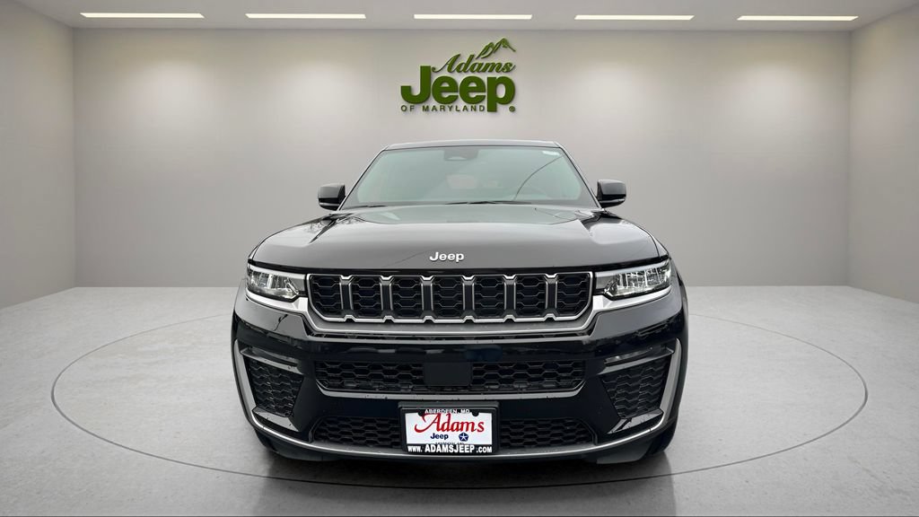 New 2026 Jeep Grand Cherokee Limited w/ Trailer Tow Package AWD/4WD image 4