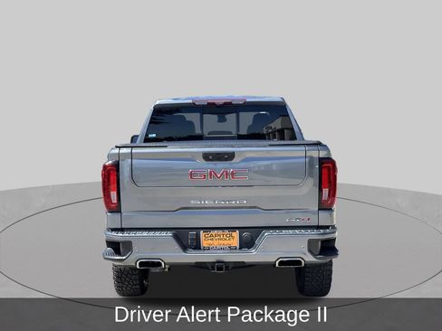 Used 2021 GMC Sierra 1500 AT4 w/ Technology Package AWD/4WD image 4