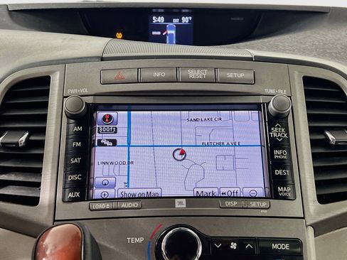 Used 2010 Toyota Venza AWD image 27