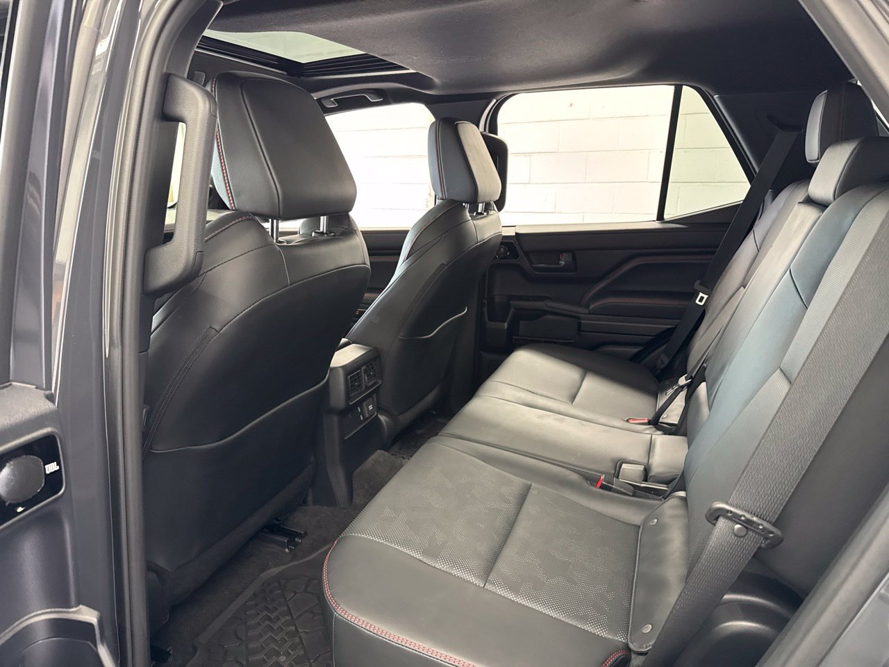 Used 2025 Toyota 4Runner TRD Pro AWD/4WD image 40