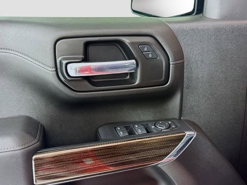 Used 2021 Chevrolet Silverado 1500 LT Trail Boss w/ LPO, Dark Essentials Package image 17