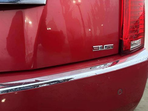 Used 2010 Cadillac CTS Premium image 17