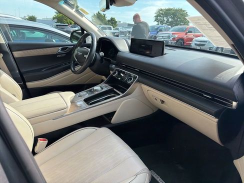 Used 2023 Genesis GV80 2.5T w/ Advanced Package AWD/4WD image 5
