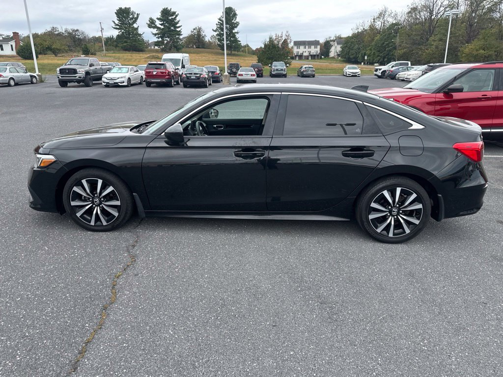 Used 2023 Honda Civic EX image 6