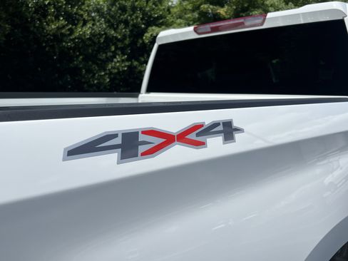 Used 2026 Chevrolet Silverado 1500 Custom w/ Turbomax Blackout Package AWD/4WD image 39