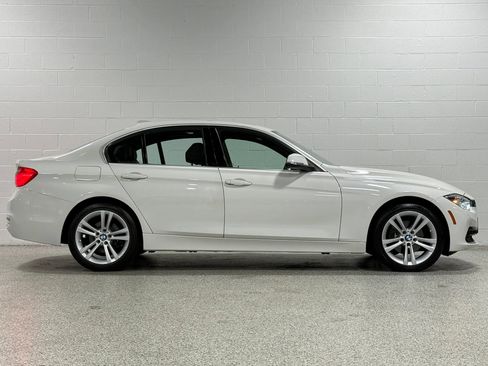 Used 2018 BMW 330i xDrive Sedan AWD/4WD image 5