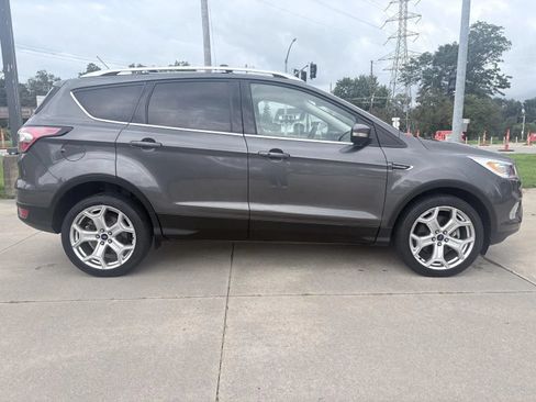 Used 2017 Ford Escape Titanium w/ Equipment Group 301A AWD/4WD image 7