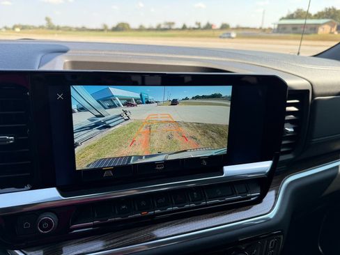 New 2025 Chevrolet Silverado 1500 LT image 19