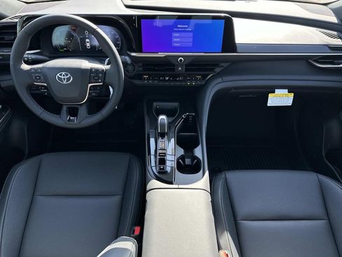 New 2026 Toyota Crown AWD/4WD image 12