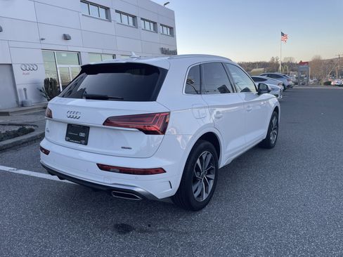 Certified 2024 Audi Q5 2.0T Premium Plus AWD/4WD image 4