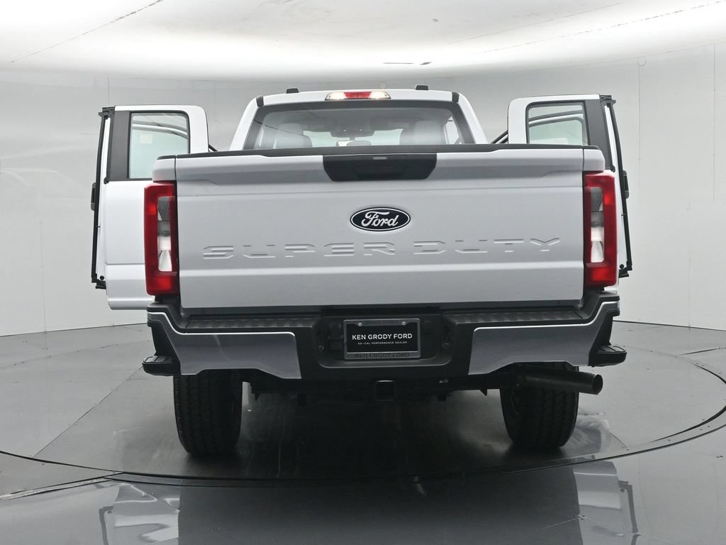 New 2027 Ford F350 XL w/ XL Chrome Package AWD/4WD image 31