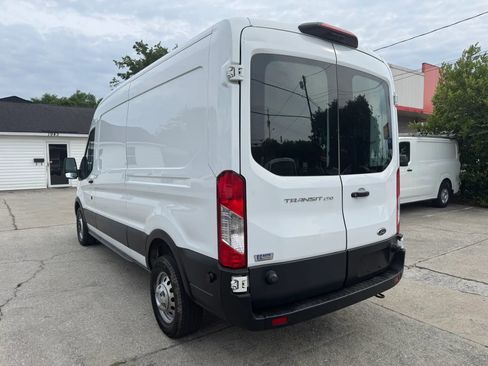 Used 2020 Ford Transit 250 Medium Roof AWD w/ Load Area Protection Package image 11