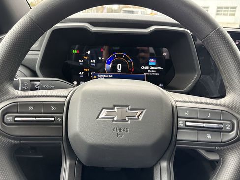New 2026 Chevrolet Colorado Trail Boss AWD/4WD image 12