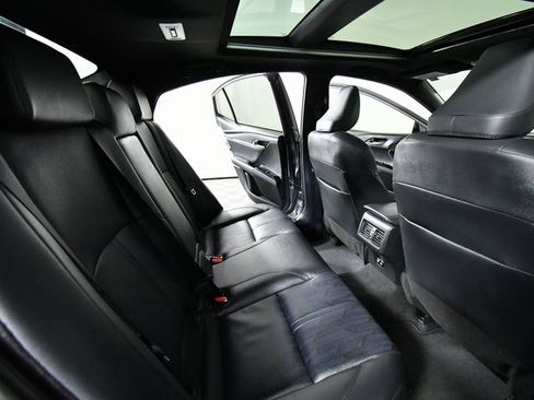 Used 2025 Toyota Camry XSE image 23