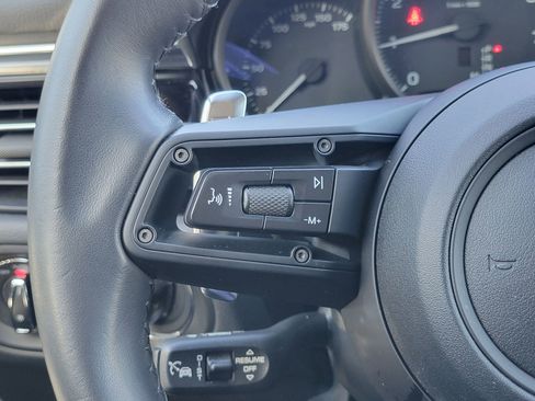 Used 2024 Porsche Macan image 13