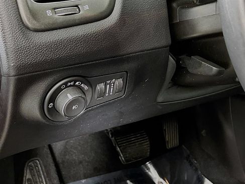 Used 2019 Jeep Compass Trailhawk w/ Cold Weather Group AWD/4WD image 22