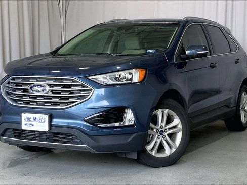 Used 2019 Ford Edge SEL w/ Equipment Group 201A FWD image 2