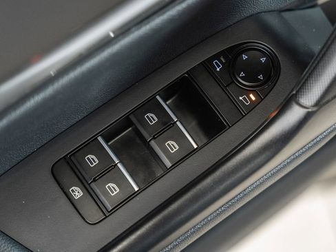 Used 2025 MAZDA CX-50 AWD 2.5 S w/ Premium Package image 45