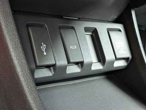 Used 2016 Honda HR-V LX image 28
