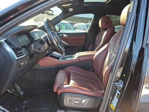 Used 2022 BMW X6 xDrive40i w/ M Sport Package image 14