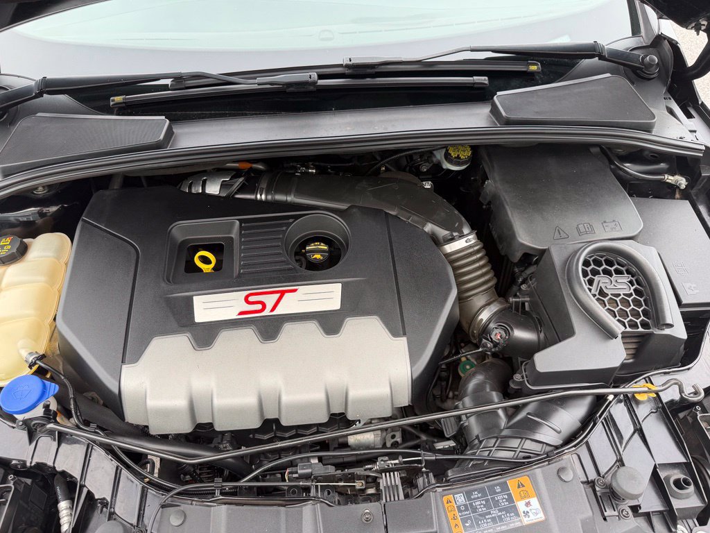Used 2018 Ford Focus ST FWD image 10