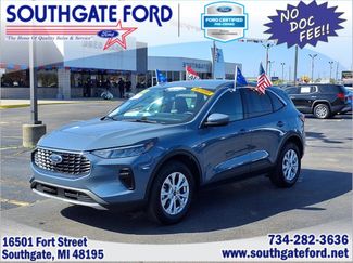 Certified 2023 Ford Escape Active w/ Tech Pack #2 video 1