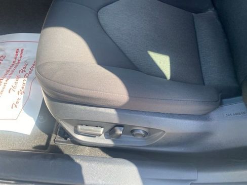 Used 2023 Toyota Camry LE image 18