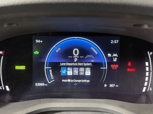 Used 2025 Toyota Camry LE FWD image 17