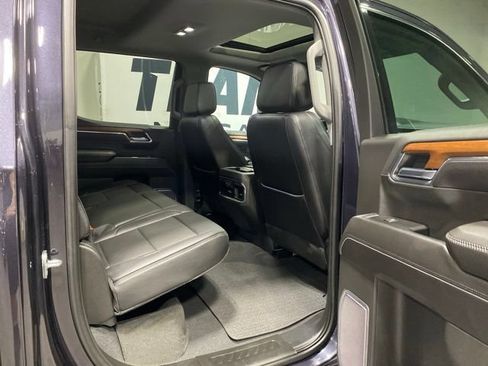 Used 2023 GMC Sierra 1500 Denali w/ Technology Package AWD/4WD image 20